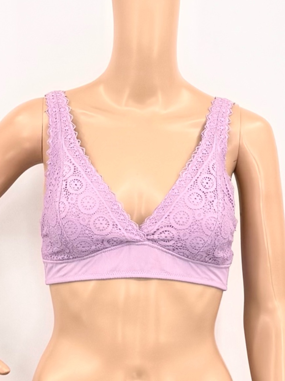 SO Intimates Lavender Lace Bralette